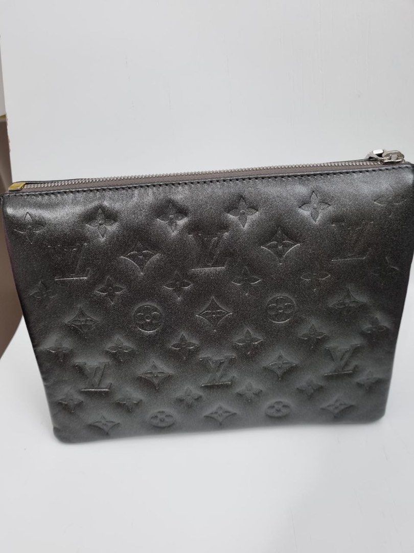 Anthracite Coussin 🖤 : r/Louisvuitton