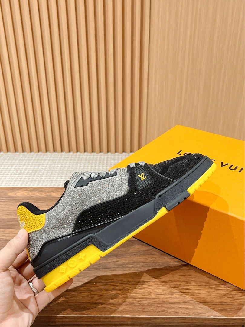 LOUIS VUITTON LV TRAINER SNEAKER DIAMOND (All sizes available)