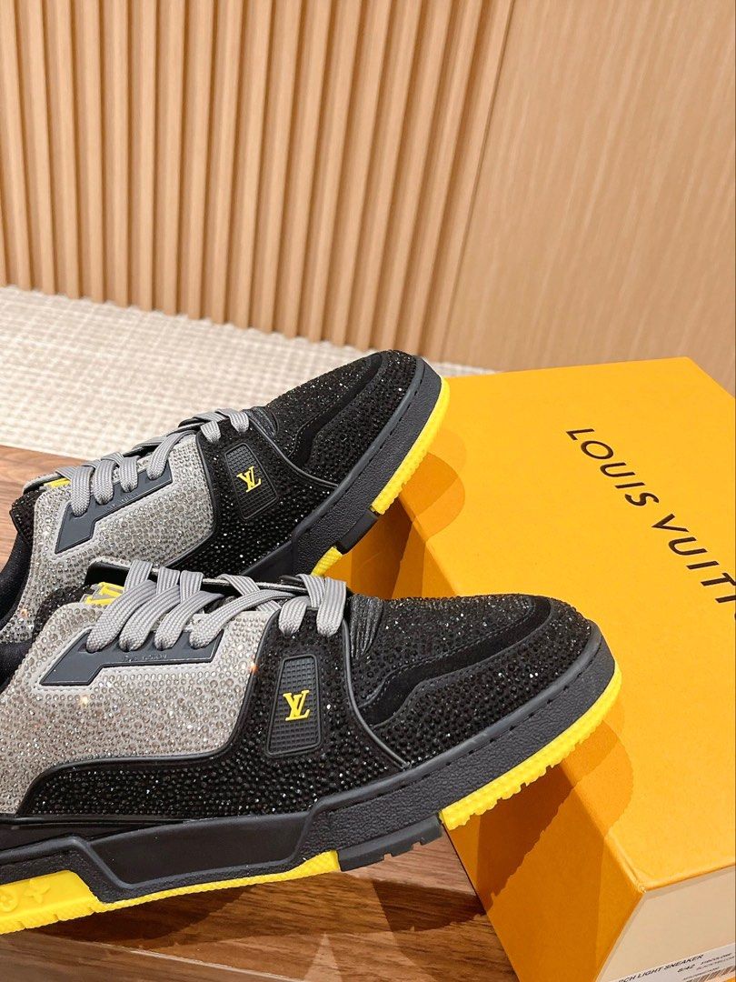 LOUIS VUITTON LV TRAINER SNEAKER DIAMOND (All sizes available)