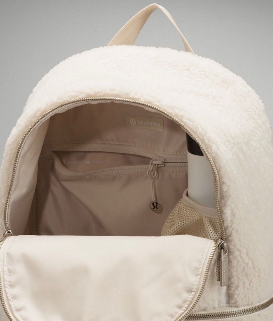 LULULEMON fleece white backpack