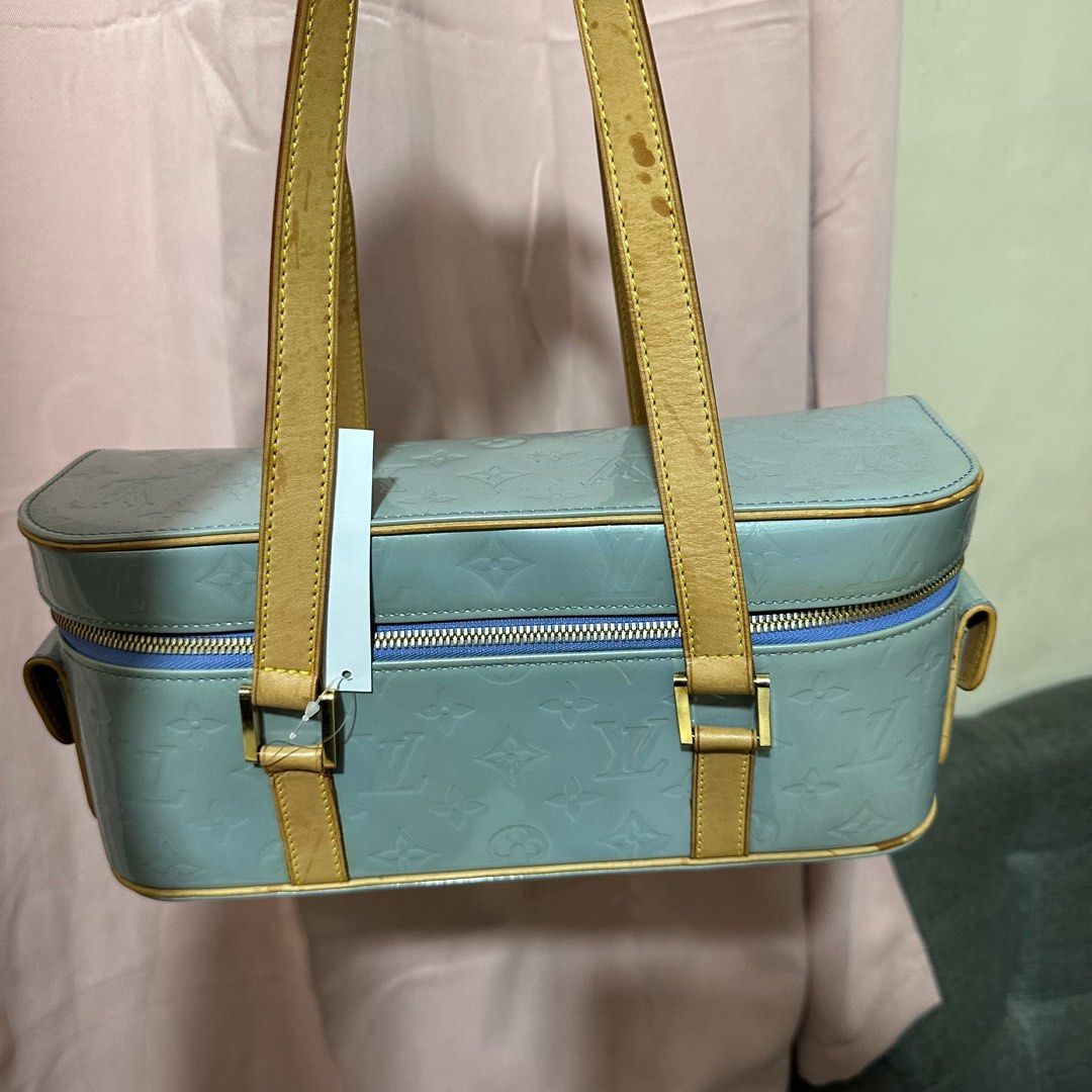 Louis Vuitton, Bags, Authentic Louis Vuitton Lv Shoulder Bag Sullivan Blue  Vernis