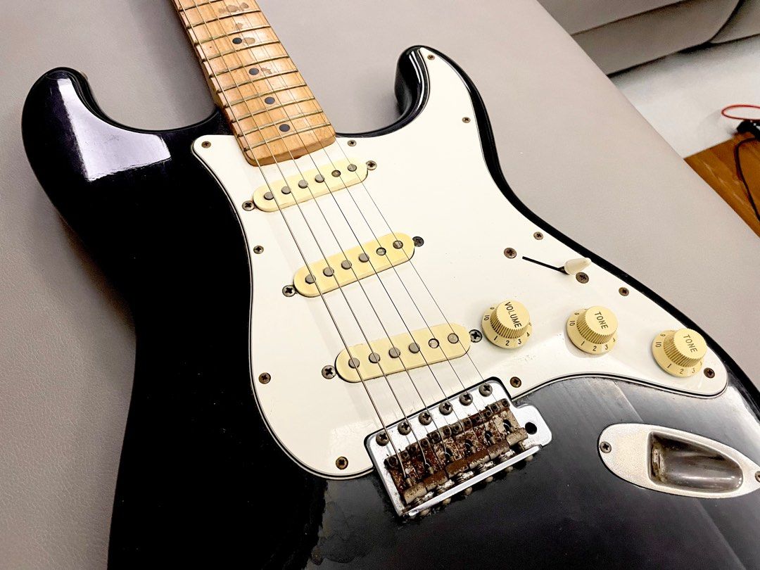 【美品】Fender Stratocaster ST-STD Fender Japan Stratocaster ST-STD Fender ST-STD Stratocaster HSS