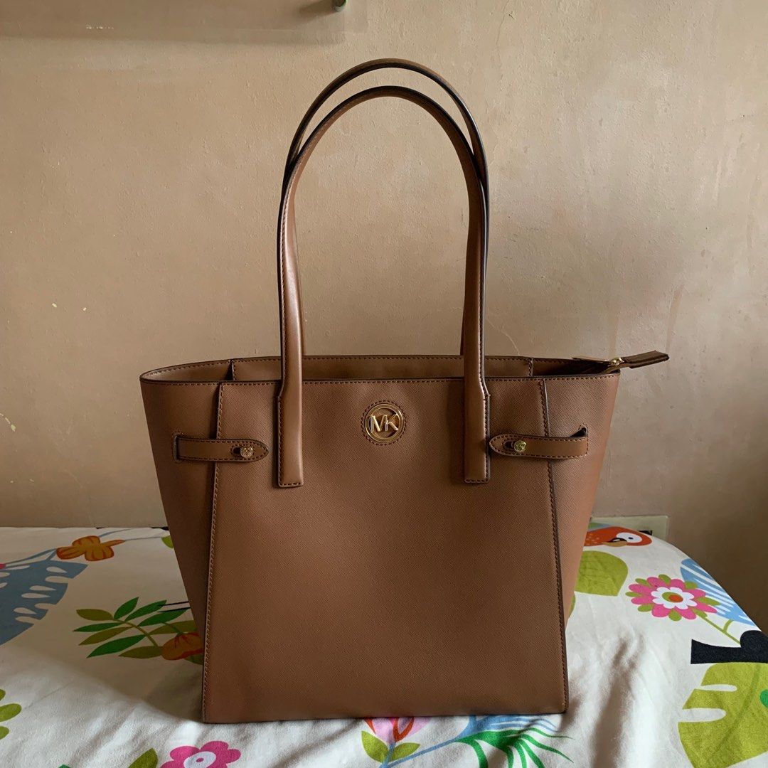 Michael Kors brown tote bag, Luxury, Bags & Wallets on Carousell