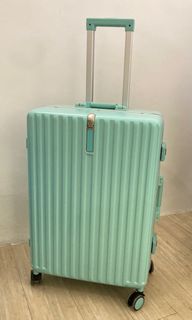 （分類：）位於 。 由 nomadwanderer99 提交（商品編號 1244902928，圖片 1）。簡介： 。