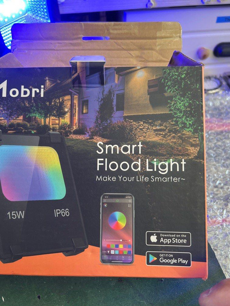 Mobri shop smart floodlight
