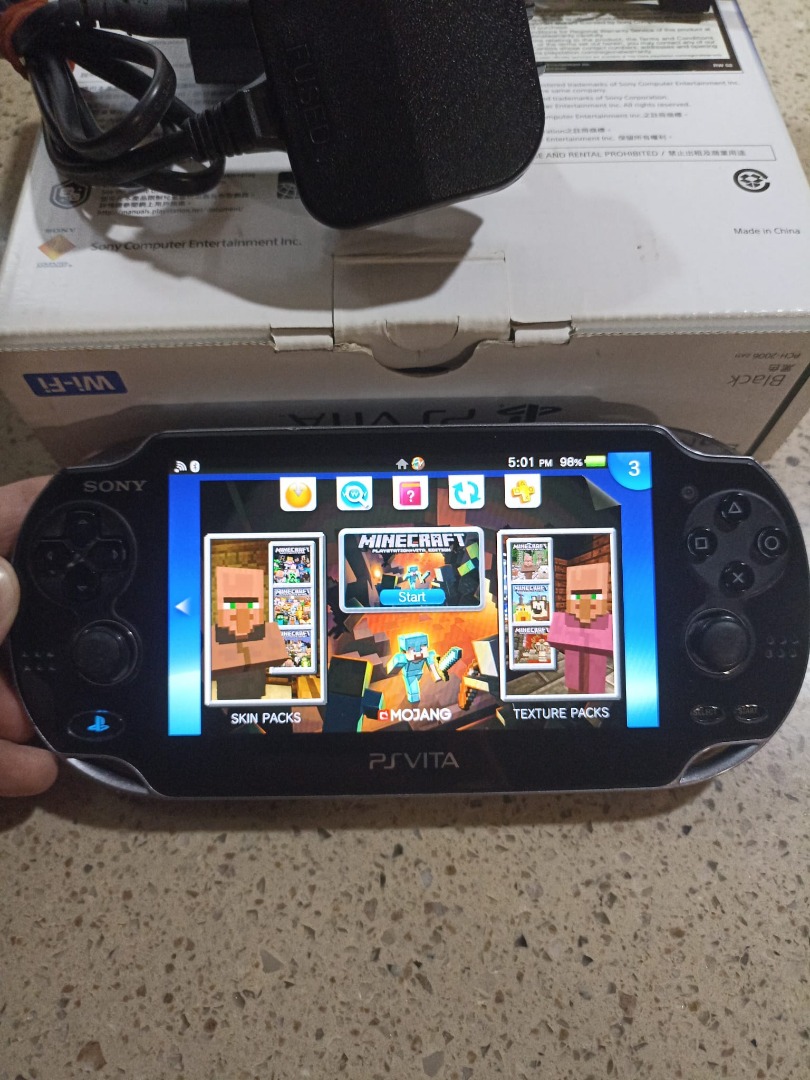 Modded PS Vita 128 GB Storage with charging cable and box (Retroarch