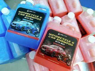 MOTORCYCLE AND CAR SHAMPOO WITH WAX