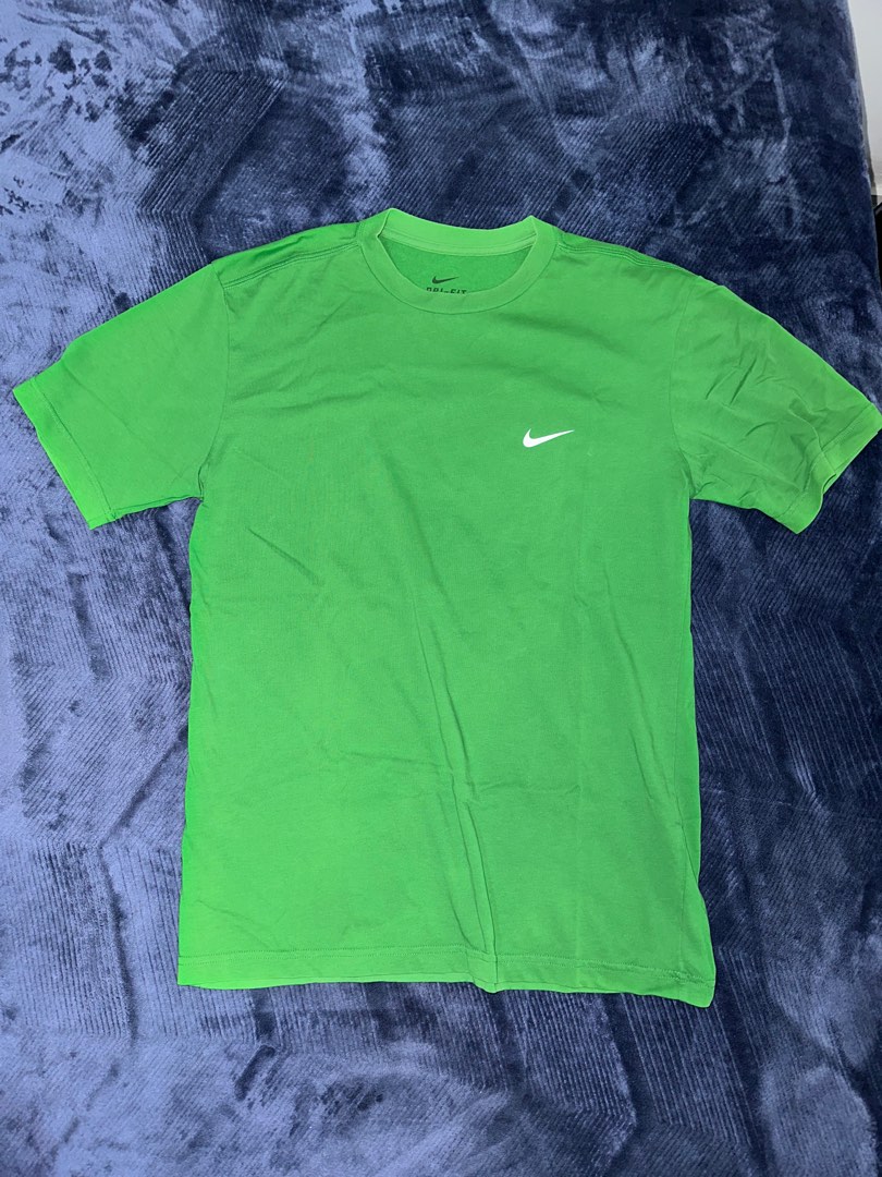 Nike green shirt on Carousell