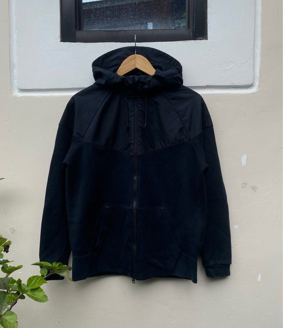 NIKE TECHFLEECE WIND RUNNER Men s Fashion Coats Jackets and