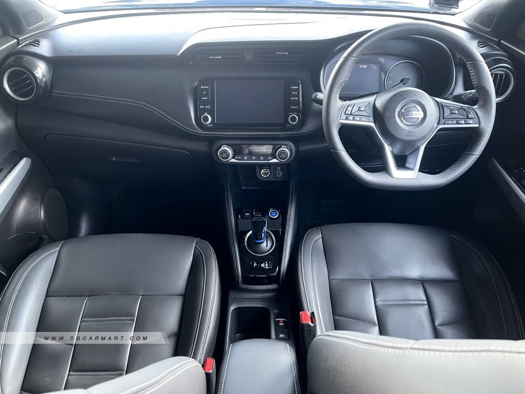 Nissan Kicks e-POWER Hybrid Premium Plus (A)62872682145411113