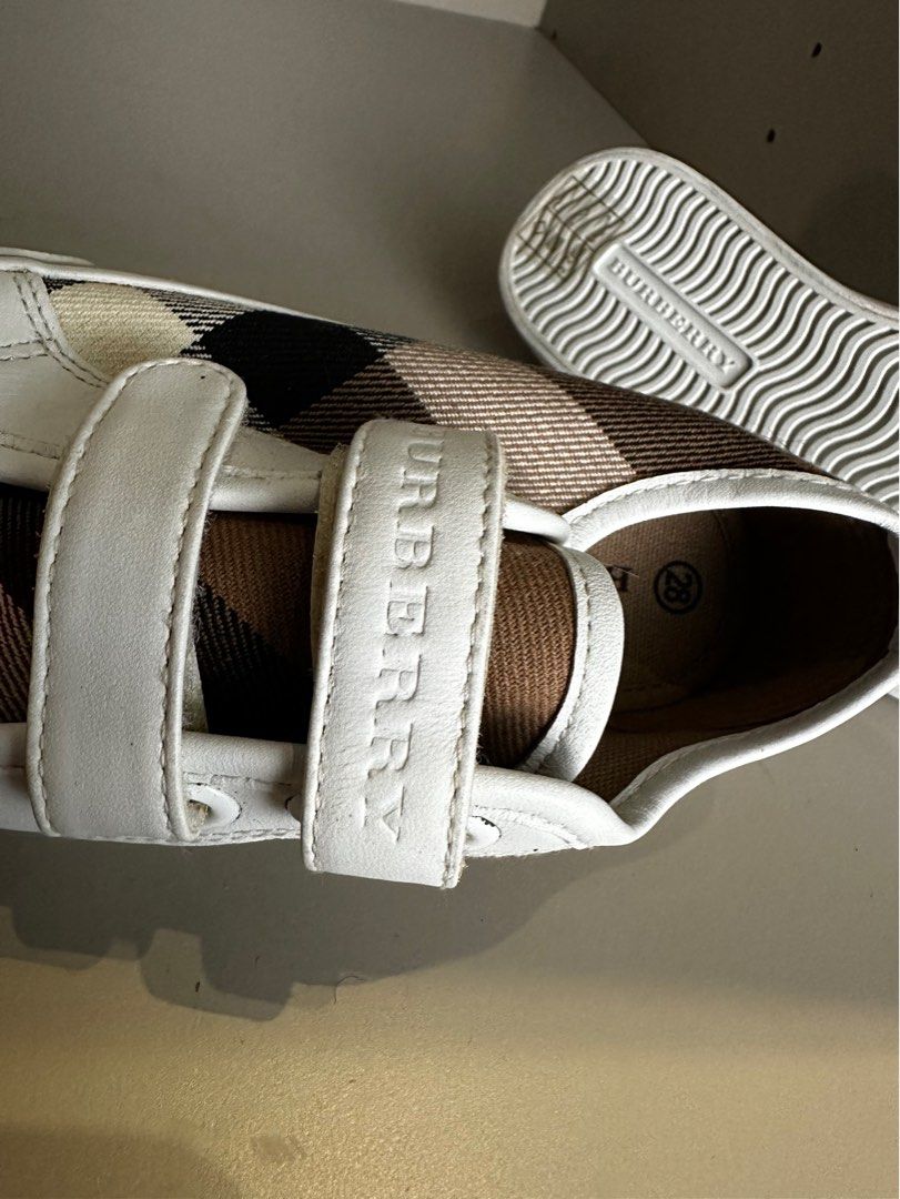 Burberry boots kids hotsell silver
