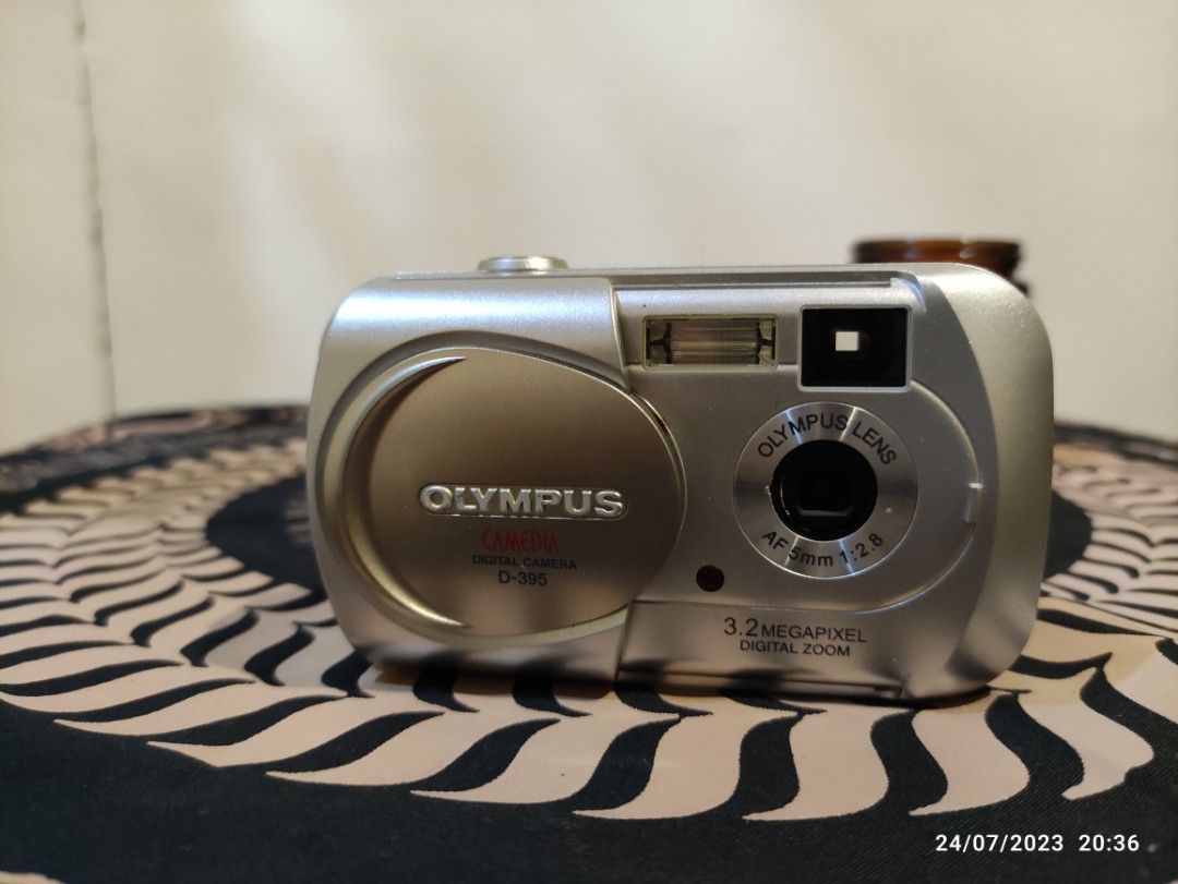 Olympus Camedia D395, Photography, Cameras on Carousell