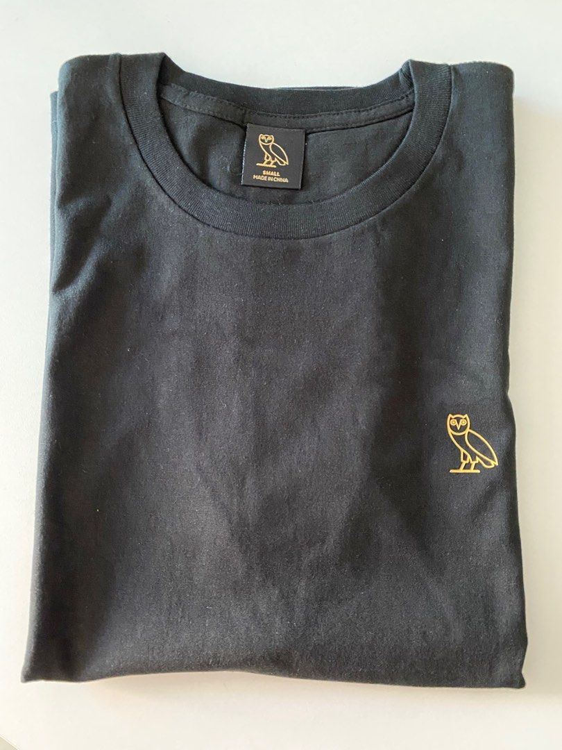 OVO SHIRT OCTOBER’S VERY OWN (Category: Tshirts & Polo Shirts) located in Singapore. Submitted by shoeshi_sassyme_sg (Listing ID 1244988231, Image 2). Description: .