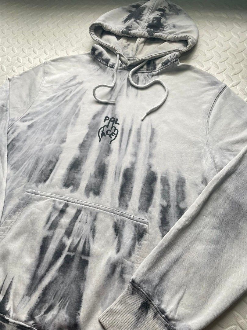 Palace finger up hoodie top