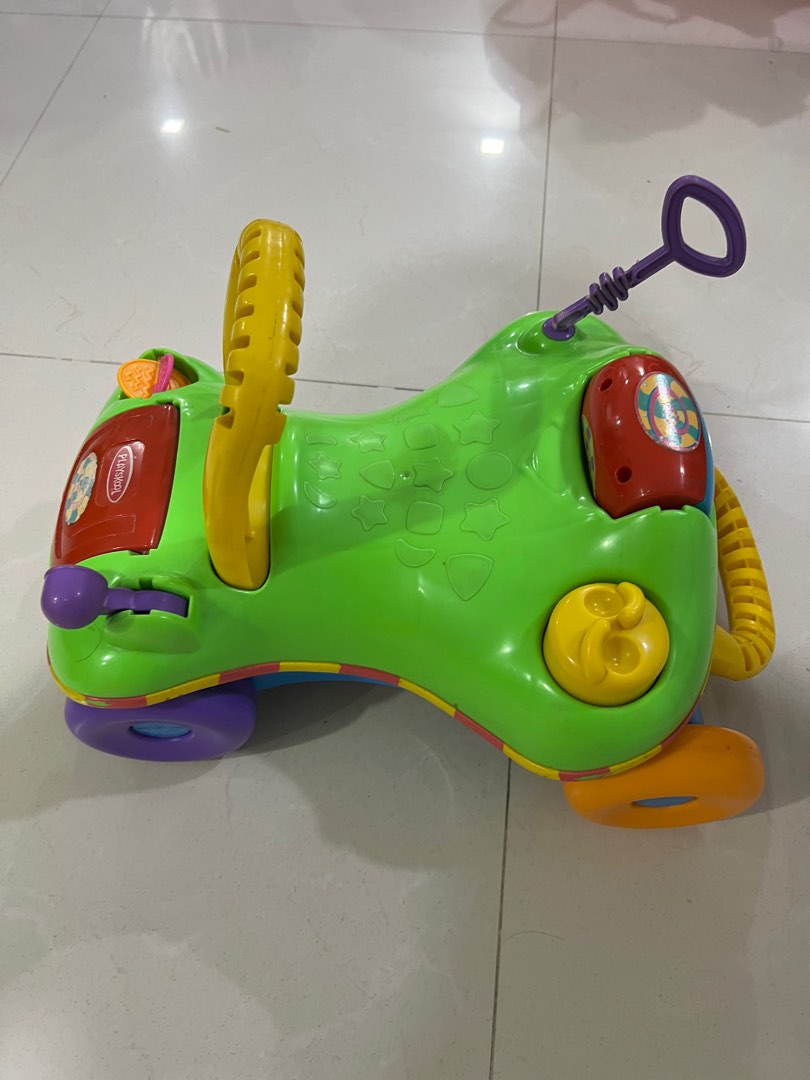 Playskool car, Babies & Kids, Infant Playtime on Carousell