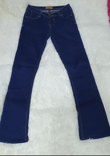Preloved crissa jeans