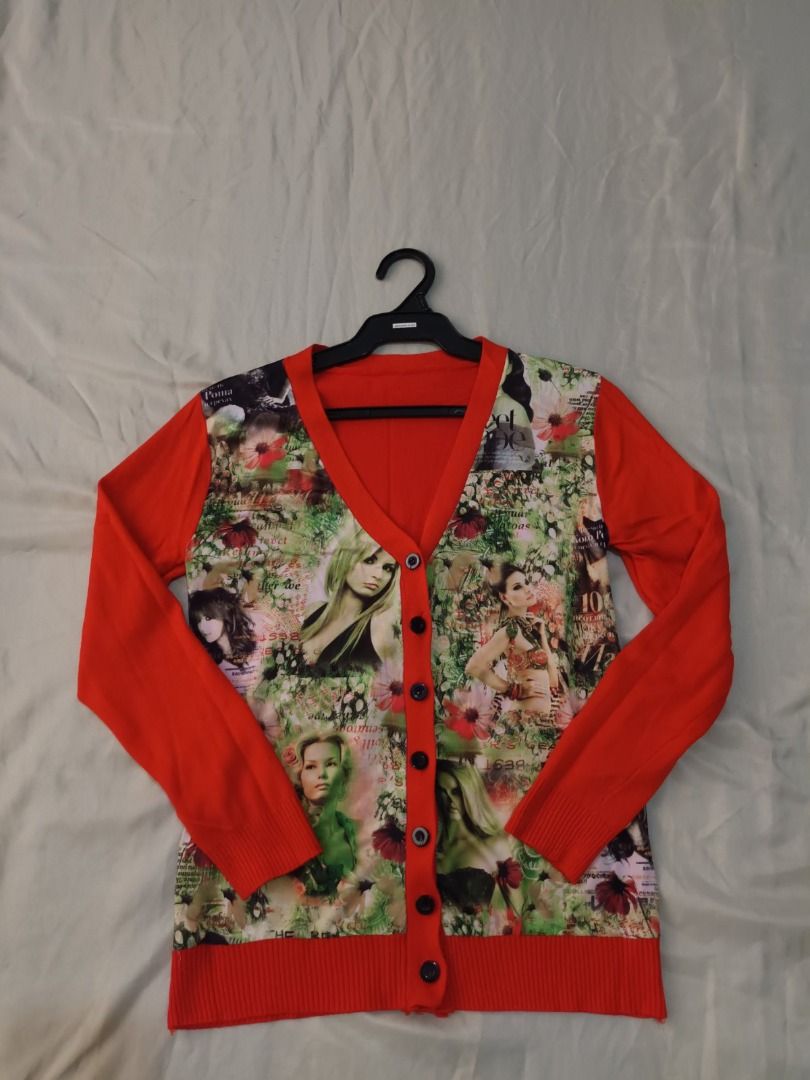 Preloved Retro Designed Cardigan (Category: Coats, Jackets and Outerwear) located in Quezon City. Submitted by margas_essentials (Listing ID 1245039721, Image 2). Description: Retro style cardigan Very vibrant color No brand Size: Small to Medium Preloved but very minimal signs of use No flaws MOP: bank transfer or transfer to Paymaya (can transfer from Gcash to Paymaya) Payment first before shipping Shipping fee care of buyer Shopee checkout ava