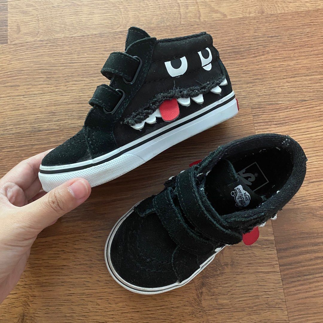 Monster face vans shop