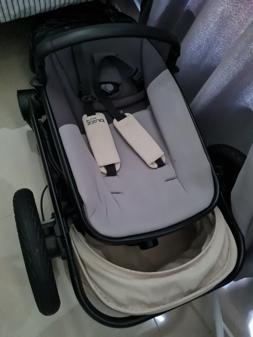 Quinny 4 wheel stroller hot sale