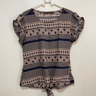 (Category: ) located in . Submitted by preloved___items (Listing ID 1244942170, Image 1). Description: .