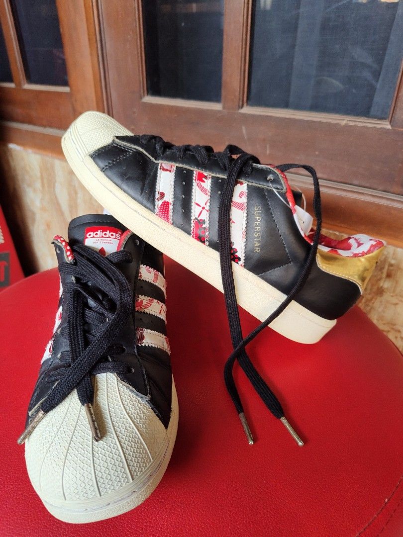 Sepatu adidas cheap limited edition