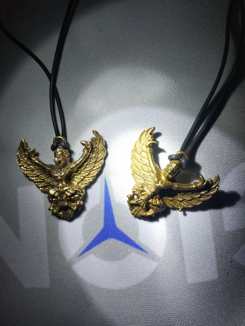 Gold hotsell couple pendant