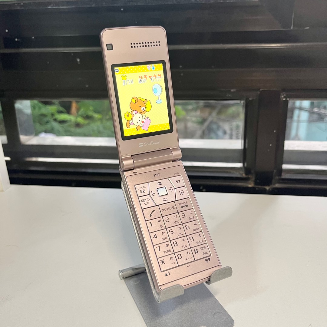 Softbank 815T Japanese Flip Phone (Pale Rose Gold) // kyocera