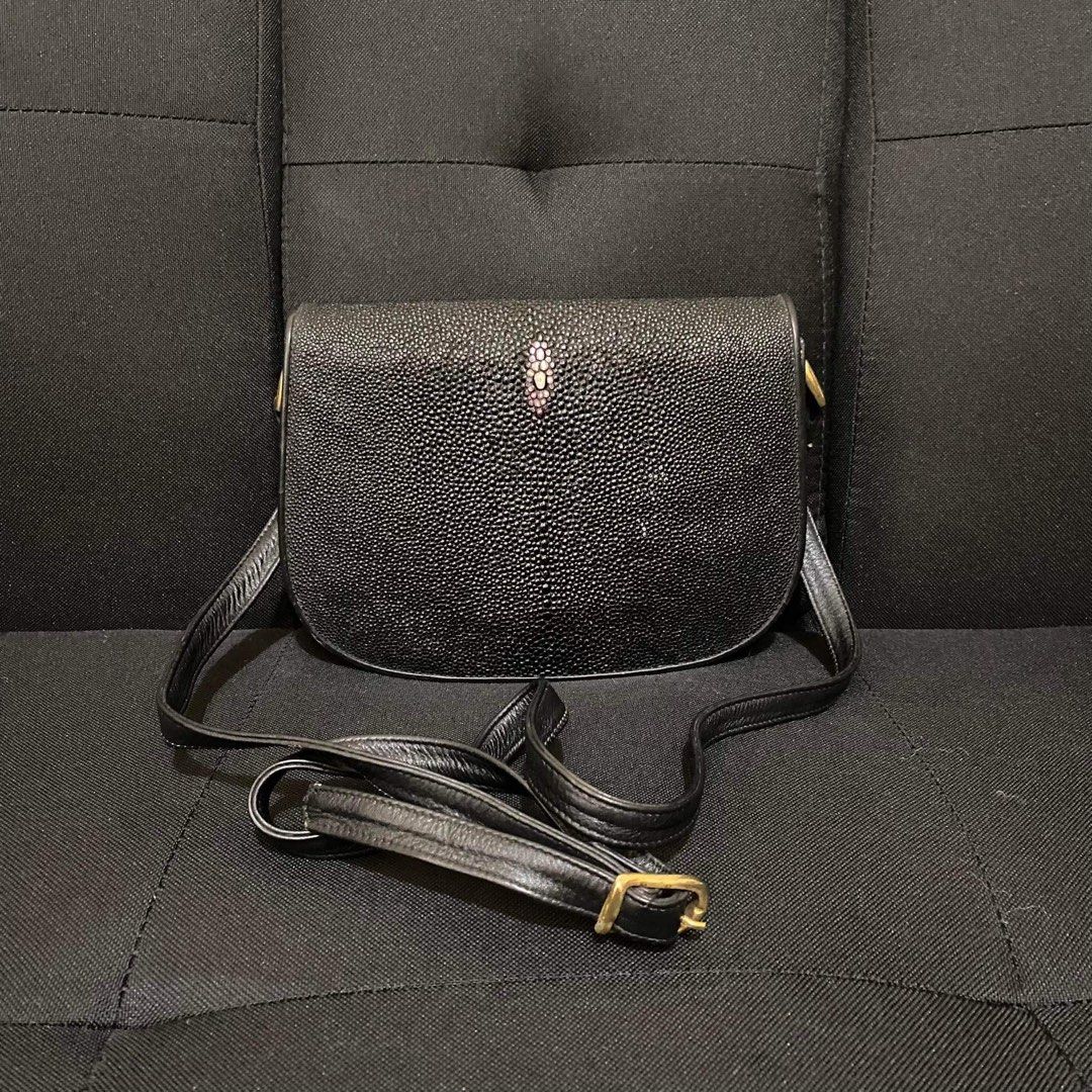 Stingray Leather Sling Bag (Category: Sling Bags) located in Pasig City. Submitted by danielle_mikael (Listing ID 1244868061, Image 1). Description: Stingray Leather Sling Bag Unbranded Good condition Plus shipping fee.