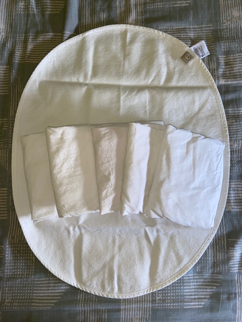 Stokke mini and sleepi cot sheets White (5 available) and mmini protection sheet, Babies & Kids