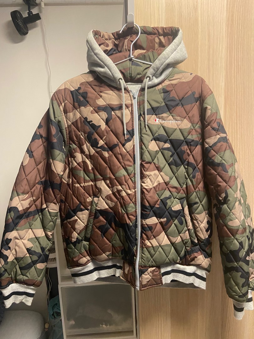 Supreme x champion jacket, 男裝, 外套及戶外衣服- Carousell