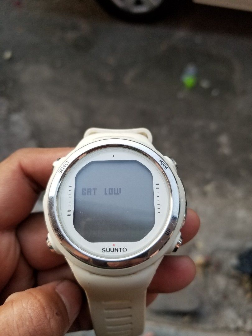 Suunto D4i Men s Fashion Watches Accessories Watches on Carousell