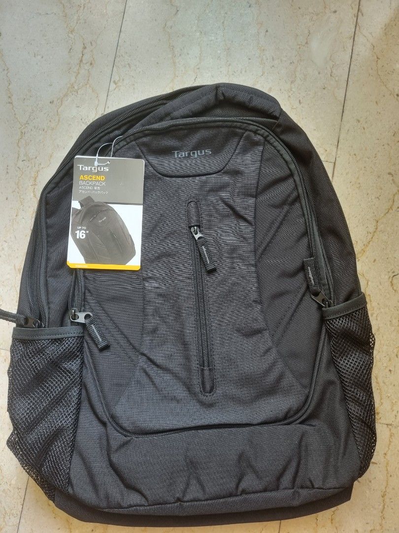 Targus ascend top