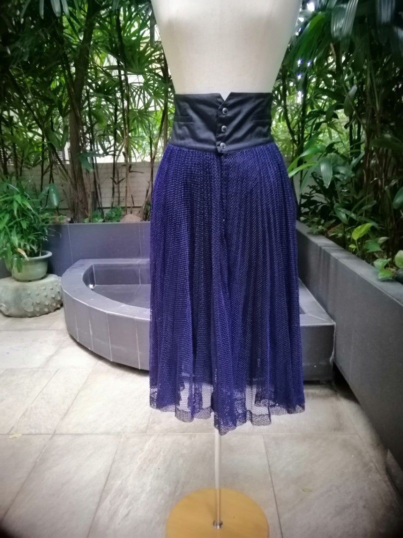 Toga Pulla Skirt, 女裝, 褲＆半截裙, 裙- Carousell