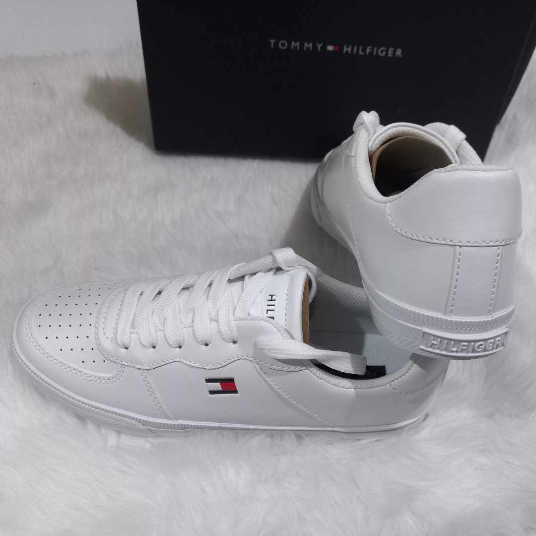 Tommy Hilfiger Women's Lelini Sneaker