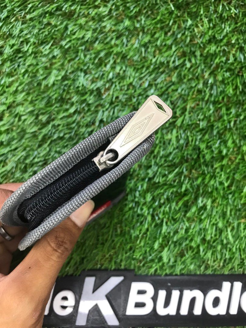 UMBRO, Men's Fashion, Watches & Accessories, Wallets & Card Holders on ...