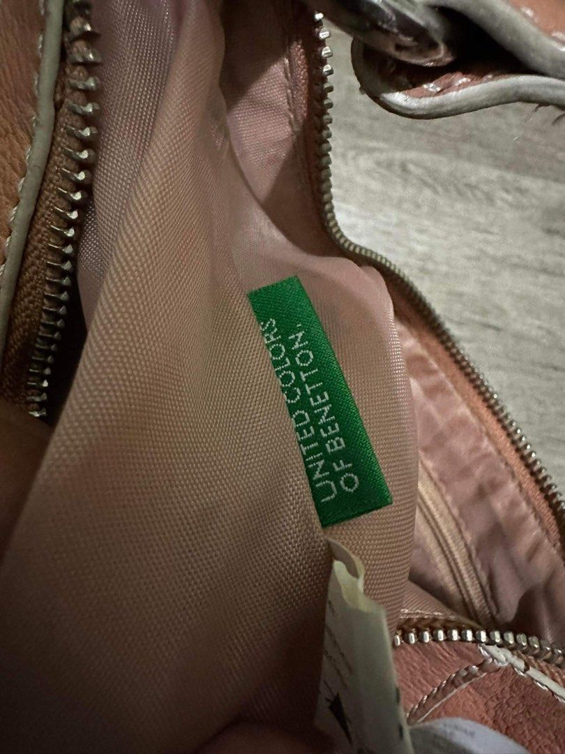 United Color of Benetton Kili Purse Bag, Luxury, Bags & Wallets on Carousell