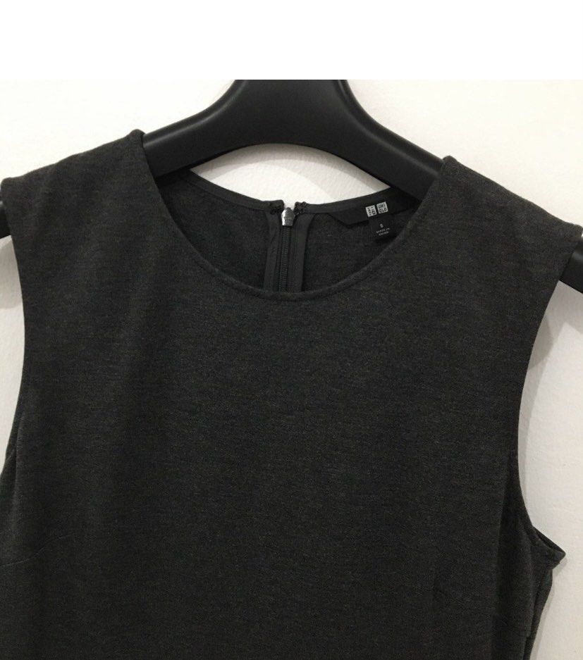 Unqlo dark grey dress (Category: Dresses) located in Bacoor. Submitted by mcyzon (Listing ID 1244933527, Image 2). Description: .