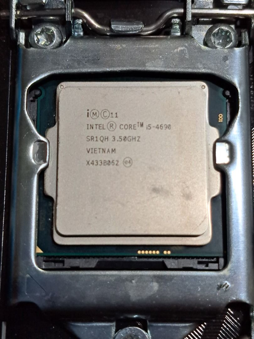 Used Asrock H97M Pro4 with i5 4690