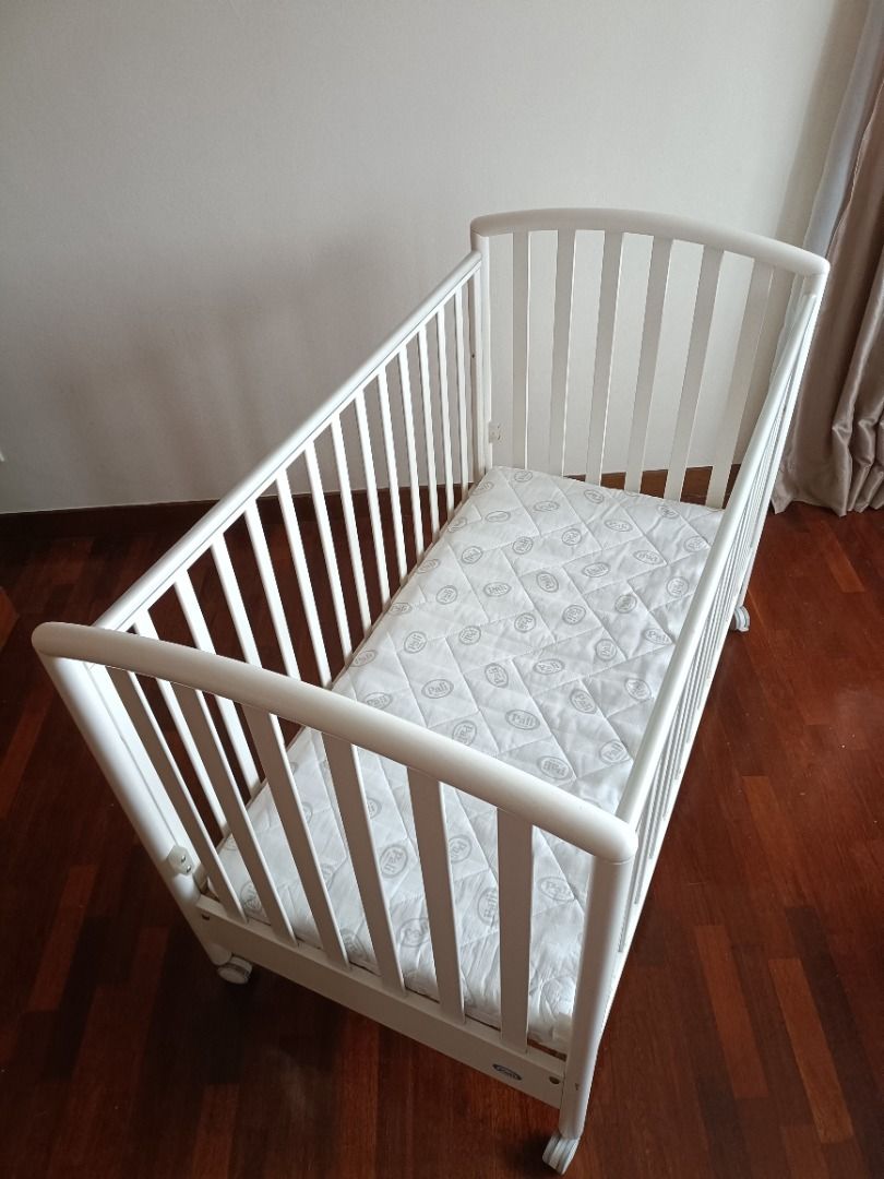 Used cots for store sale near me