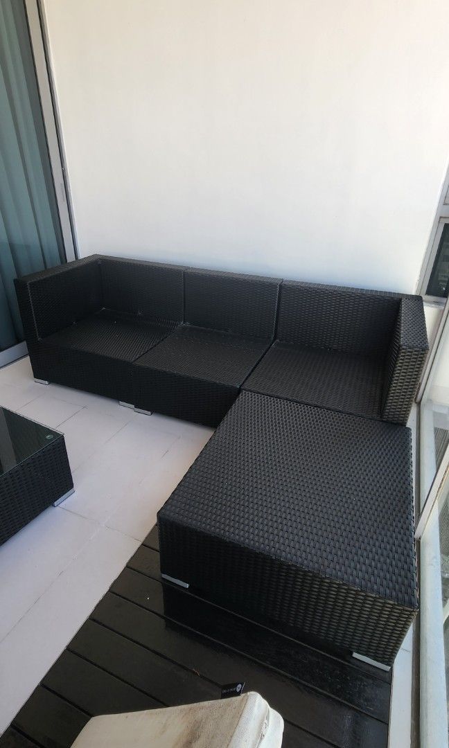 Used Outdoor Patio Set, Aaliyah Rattan set with ottoman and table