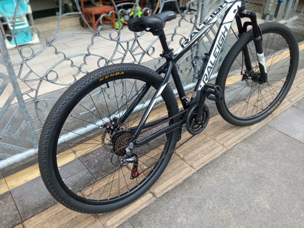 Raleigh m600 store mountain bike price