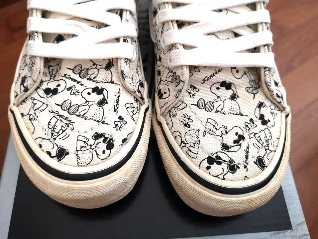 Vans hot sale camp snoopy