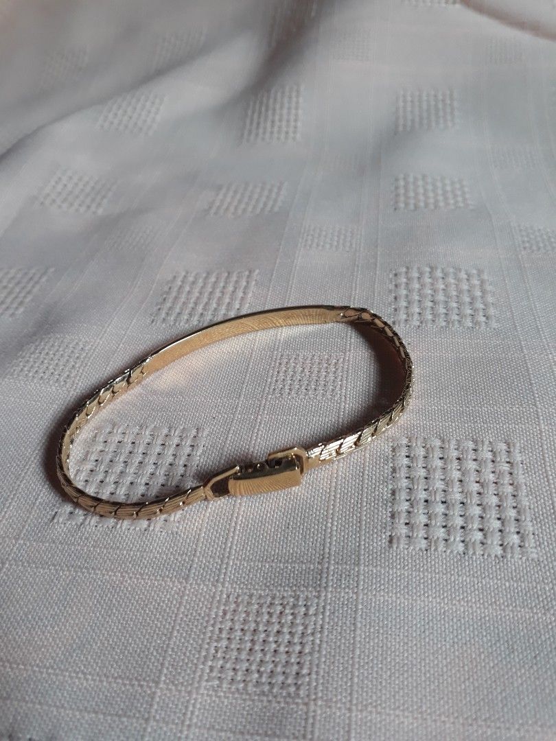 Vintage avon gold bracelet hot sale