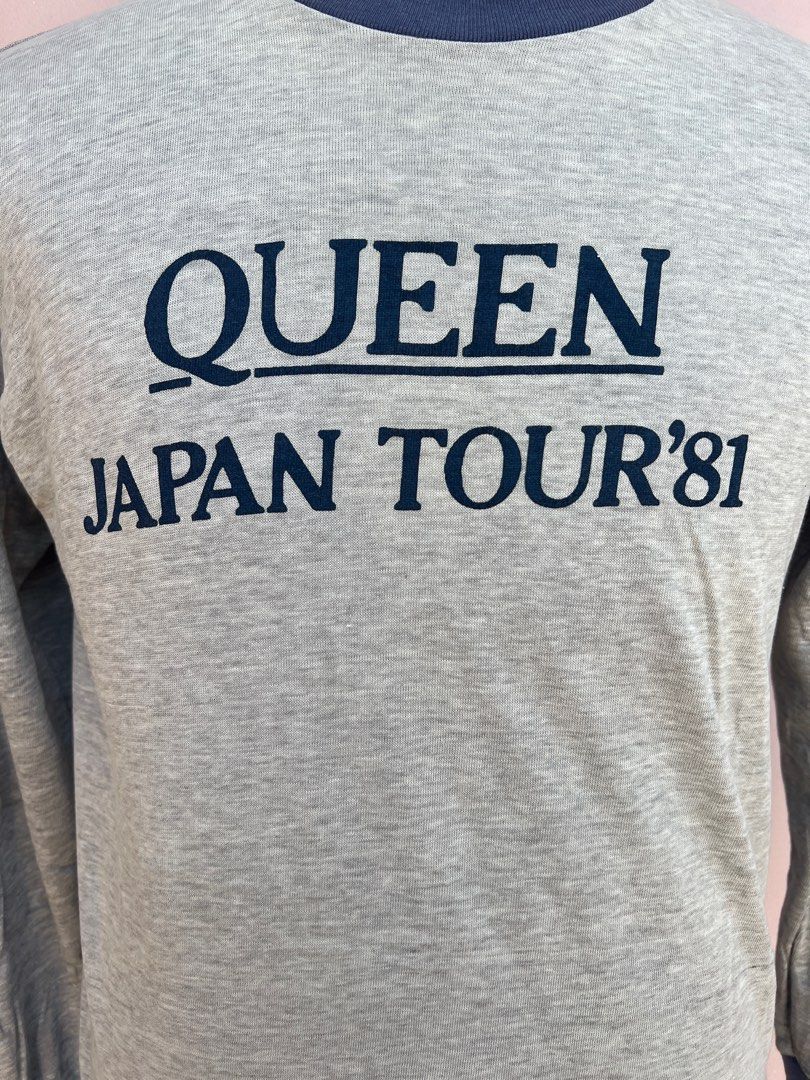 Vintage queen hotsell sweatshirt