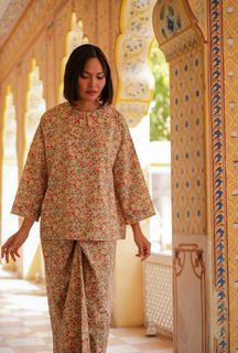 Whimsigirl Siti Kedah Set in Yellow Floral