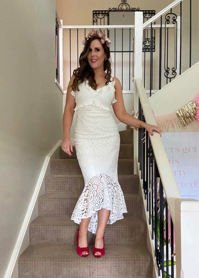Two sisters white lace dress deals