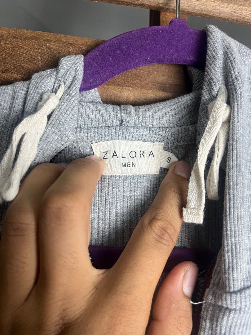 ZALORA HOODIES JACKET ORIGINAL, Men's Fashion, Tops u0026 Sets, Hoodies on  Carousell