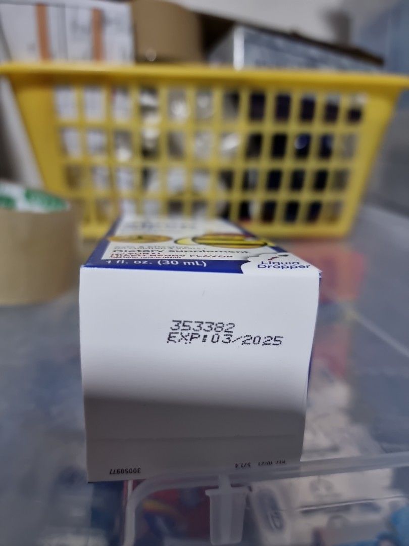 Zarbee's children sleep liquid Melatonin 30ml, Health & Nutrition