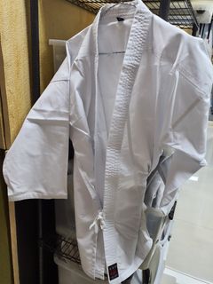 （分類：）位於 。 由 KWSPORTS 提交（商品編號 1245067865，圖片 1）。簡介： 。