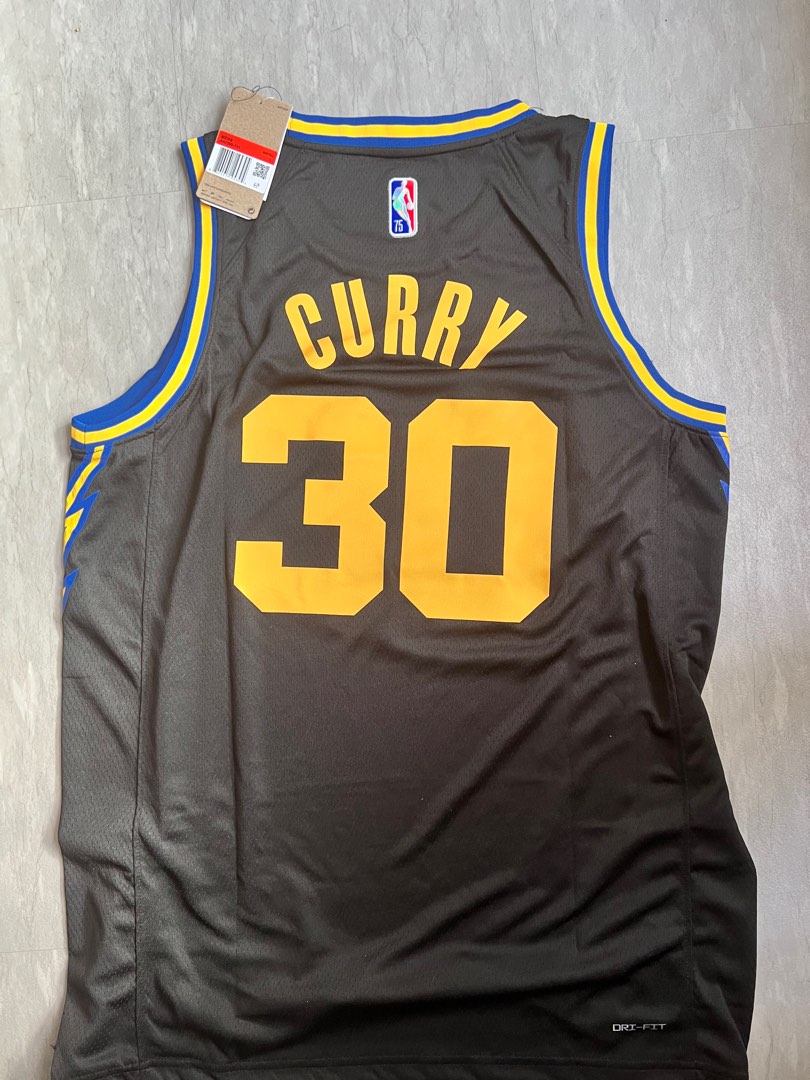 Stephen Curry Golden State Warriors 22/23 City Jersey, Men's Fashion,  Activewear on Carousell